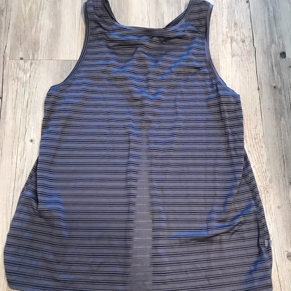 Lululemon Meet Halfway Tank | Gray | S/M | Excellent Condition - Picture 8 of 14